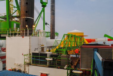 Rüzgâr enerjisi şirketi ve GEOSEA Kuzey Denizi 'nde bir rüzgar çiftliği inşaatına hazırlanıyor.