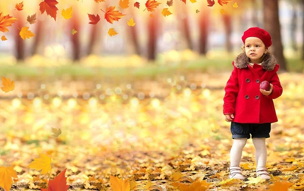 Happy Caucasian Little Girl Red Coat Beret Park Red Apple — Fotografia de Stock