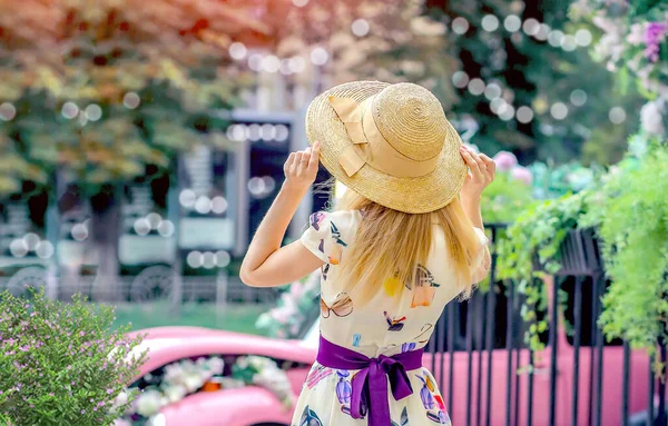 Banner Blond Caucasian Girl Wicker Hat View Back Background Green — Photo