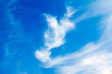 Mavi gökyüzü, bulut