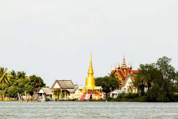 Buddhist temples in Thailand — Stock Photo, Image