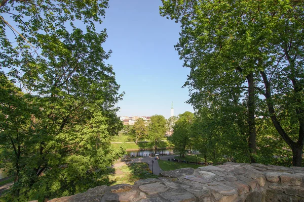 Vista Panorâmica Parque Público Bastejkalns Riga Letónia — Fotografia de Stock