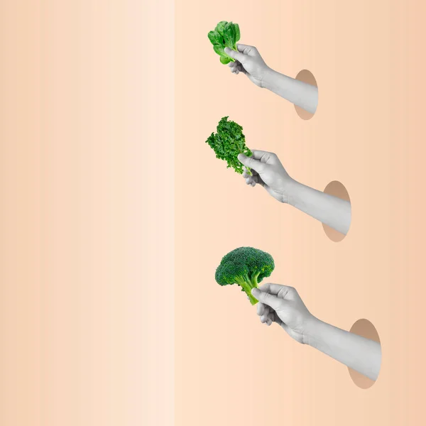 Colagem Arte Contemporânea Mãos Com Brócolis Espinafre Couve Conceito Nutrição — Fotografia de Stock