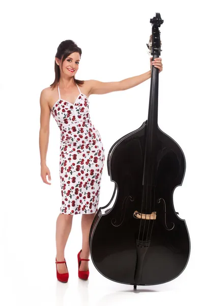 Hermosa chica Rockabilly con doble bajo — Foto de Stock