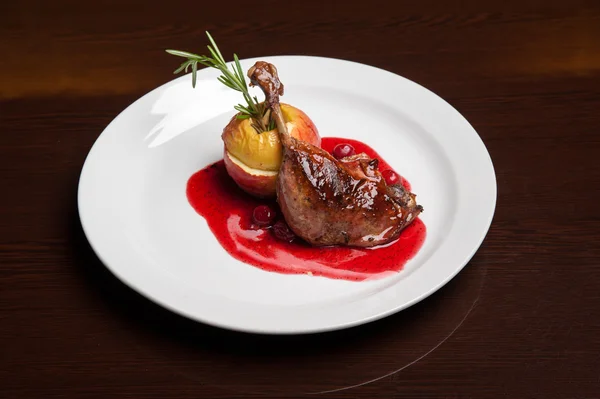 The menu - photo - delicious duck in cherry sauce