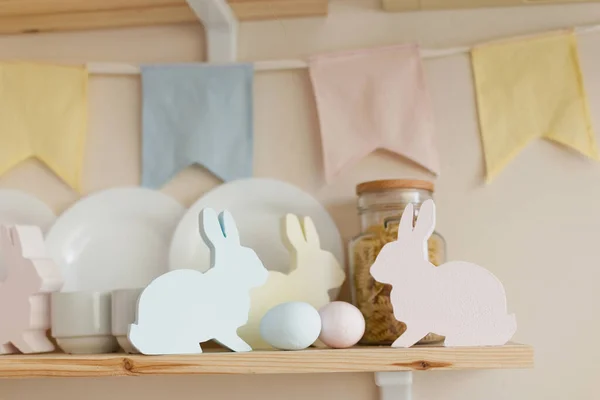 Decorações Coelhos Cor Pastel Madeira Bandeiras Pano Guirlanda Interior Leve — Fotografia de Stock