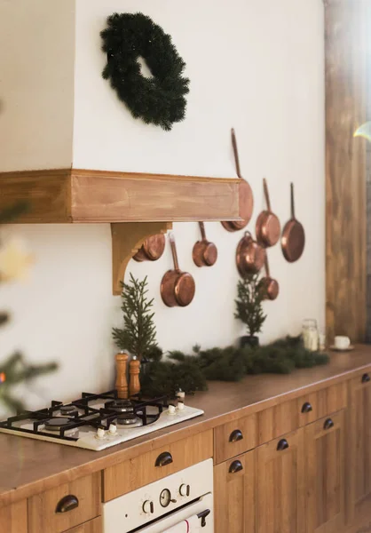 Cozinha Madeira Clara Com Decorações Natal Mobiliário Madeira Leve Uma — Fotografia de Stock