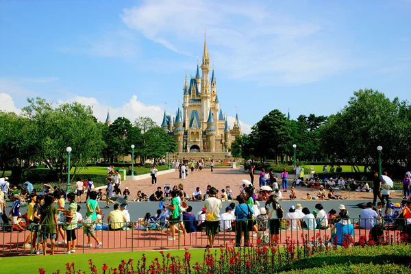 Tokyo Disneyland "Cinderella City of" Main building — Stock Photo, Image