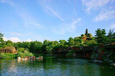 Hayvan park splash Dağı ve kunduz kardeşler Kano Tokyo disneyland