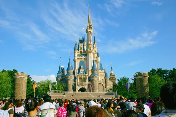 Tokyo disneyland "Kopciuszek miasta z" głównym budynku — Zdjęcie stockowe