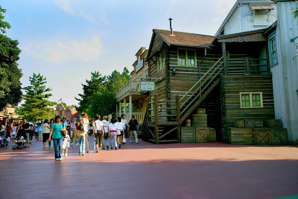 Tokyo Disneyland parco a tema nel deserto occidentale locanda — Foto Stock