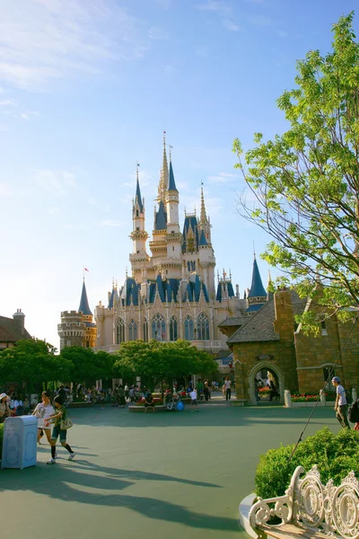 Tokyo disneyland "cinderella şehir" ana bina — Stok fotoğraf