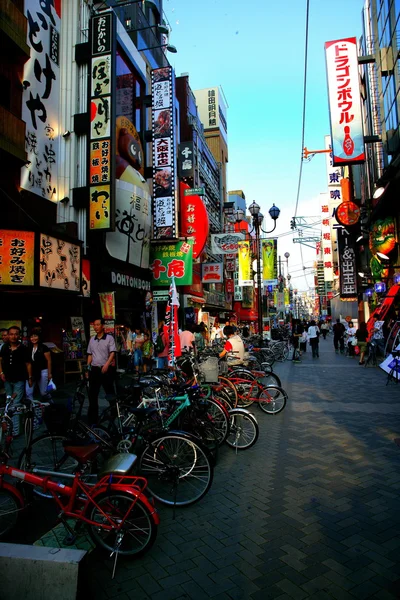 Osaka Shinsaibashi dotonbori jest największy żywności ulicy — Zdjęcie stockowe