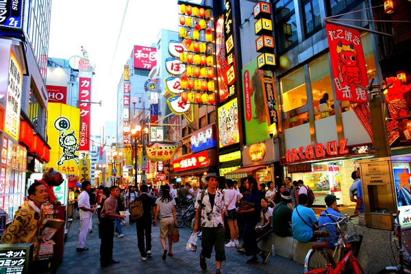 Shinsaibashi osaka dotonbori ist die größte Lebensmittelstraße — Stockfoto