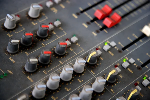 Console mixer audio primo piano — Foto Stock