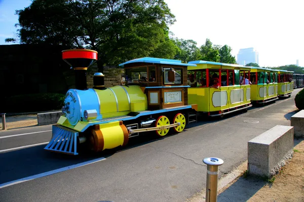 Osaka, Japon, dans l'ancienne ville de train de loisirs — Photo