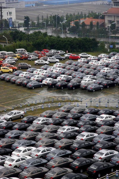 Chongqing Changan Automobile Company Campo de almacenamiento de logística de Changan Minsheng — Foto de Stock