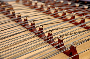 etnik müzik aletleri - yang qin