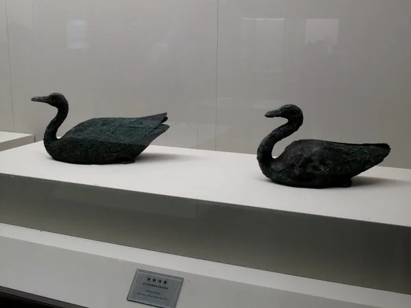 Xian πολεμιστές τερακότα qin και άλογα του qin ζωντανό μουσείο βιτρίνα κεραμική — Φωτογραφία Αρχείου