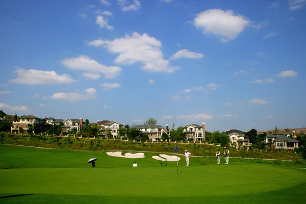 Chongqing Poly Golf Course international standard 18-hole golf course — Stock Photo, Image
