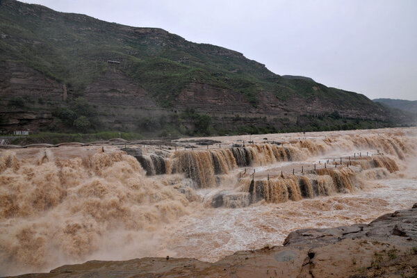 Linfen Jixian town famous Hukou Waterfall of the Yellow River Hukou