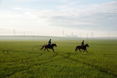 İç Moğolistan hulunbeier otlak chenbaerhuqi çobanları naadam katılacak