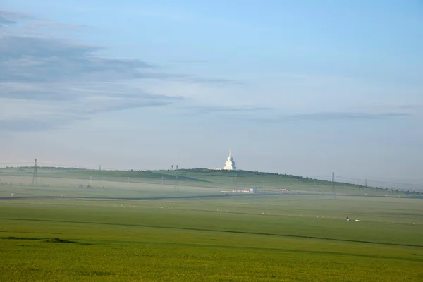 Mongolia Interior Pastizales Hulunbeier CHENBAERHUQI mañana — Foto de Stock