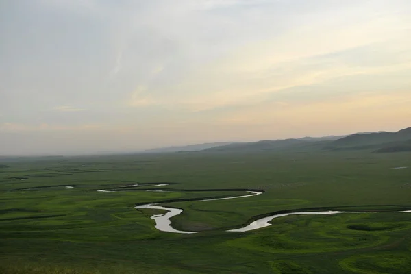Inner Mongolia Hulunbeier "China's first Qushui" in mergel Golden Horde Khan Mongolian tribes riverside grassland — Stock Photo, Image