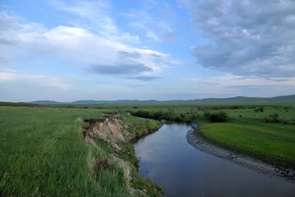İç Moğolistan hulunbeier mergel altın horde Han Moğol kabileleri nehir otlak, "Çin'in ilk qushui" — Stok fotoğraf