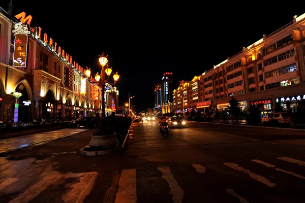 Manzhouli city, Inre Mongoliet hulunbeier natt — Stockfoto