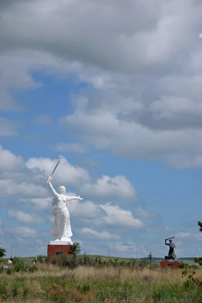 满洲里市内蒙古呼伦贝尔市街头雕塑"自由女神"像 — 图库照片