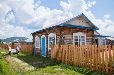 İç Moğolistan hulunbeier tutarı ergunaen ve şık nehir kıyısındaki küçük çiftlik kasabası