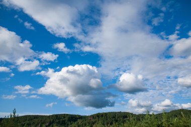 daxinganling mohe, heilongjiang province bulutlar üzerinde arctic Köyü