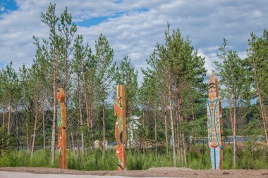 Kuzey Kutbu Köyü daxinganling mohe, heilongjiang province, Çin nehir kurban sunağı kuklalar