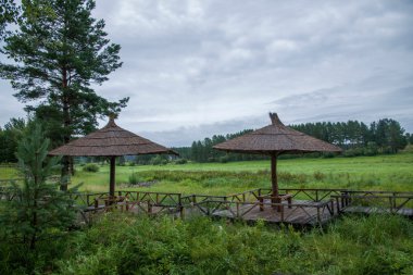 daxinganling mohe, heilongjiang province arctic Köyü Kuzey milli park göl ay köprüler.