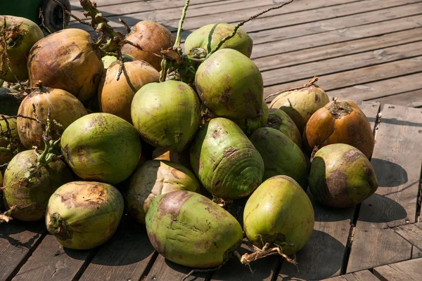 Province du Guangdong, plage de Shenzhen Meisha dans la noix de coco — Photo