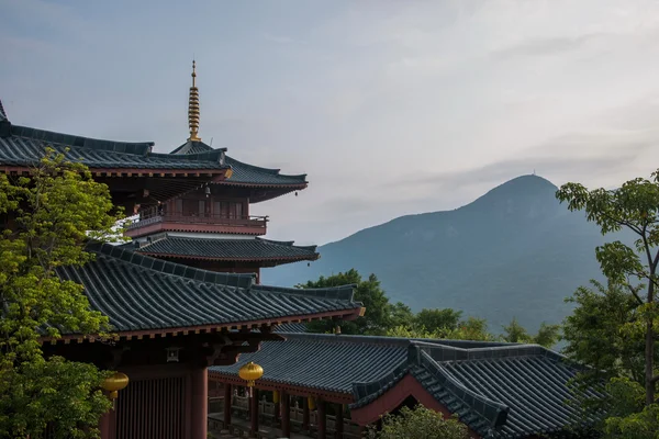 Shenzhen Stadt, Provinz Guangdong, Ost-Dameisha Huaxing Tempel — Stockfoto