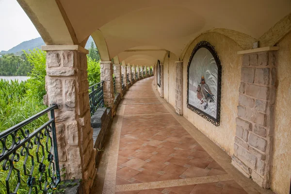 Shenzhen City, Guangdong Province, East Dameisha Tea Stream Valley Tennis Hall corridor — Stock Photo, Image