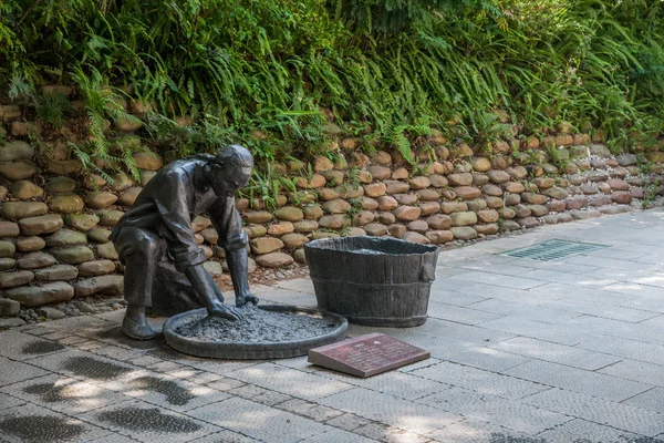 Shenzhen stad, guangdong provincie, Oost-dameisha thee stream valley oude thee stad banpo straat thee cultuur sculptuur portret — Stockfoto