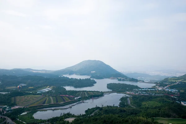 Miasta Shenzhen, w prowincji guangdong, wschód dameisha herbaty strumienia doliną mokradeł — Zdjęcie stockowe