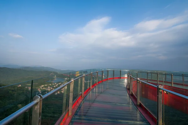 Shenzhen stad, guangdong provincie, Oost-dameisha hoogtepunt u-vormige brug — Stockfoto