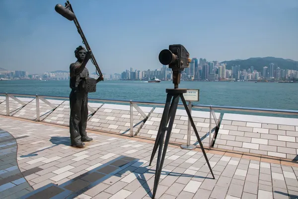 Victoria bay, kowloon, hong kong avenue av stjärnor i skulptur — Stockfoto