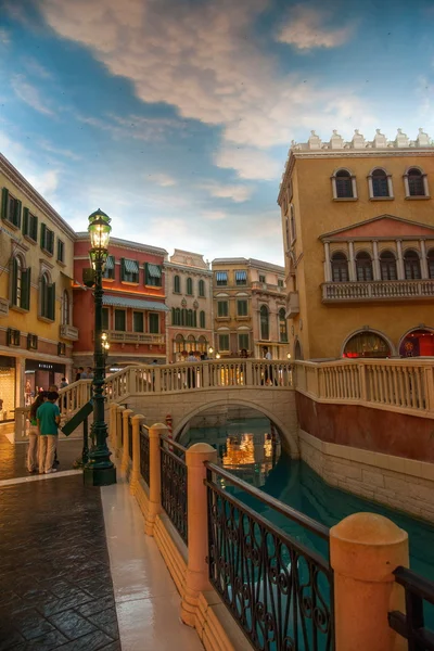 Casino van Venetiaanse macao commerciële straat brook — Stockfoto