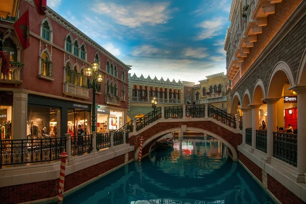 Casino at Venetian Macao Commercial Street brook — Stock Photo, Image