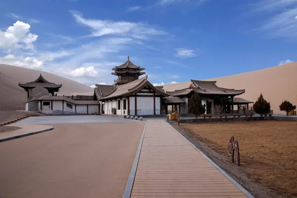 Mingsha wassende maan Lente in dunhuang, gansu tempel — Stockfoto