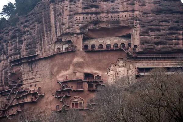 Tianshui maiji berg — Stockfoto