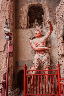 yedi tapınaklar tianshui maiji dağ Kral heykeli