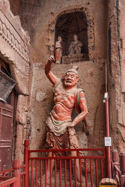 Sette templi Tianshui Maiji Mountain King statua — Foto Stock