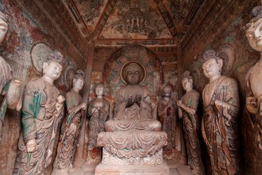 Tianshui maiji yedi dağ tapınakları heykeller