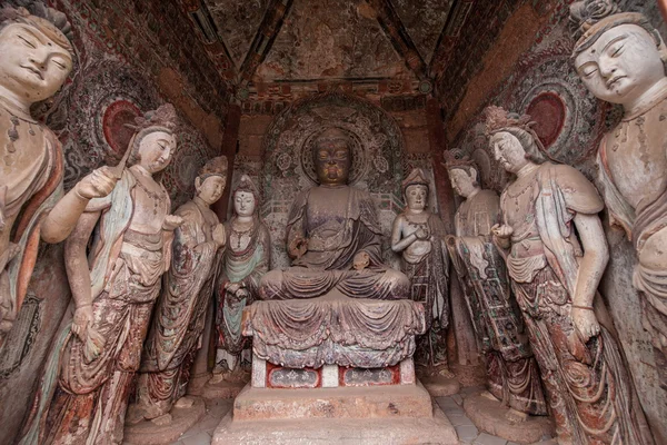 Tianshui maiji berg sju tempel statyer — Stockfoto